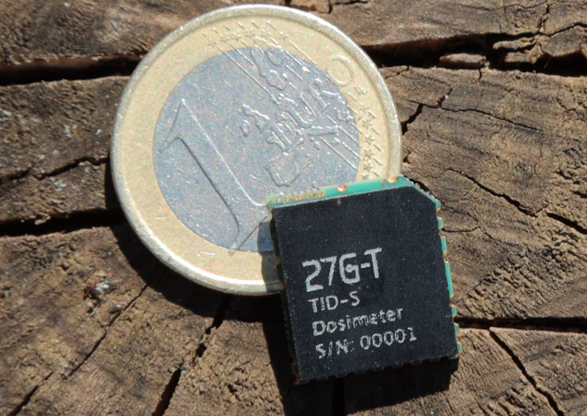 The world’s smallest electrical dosimeters